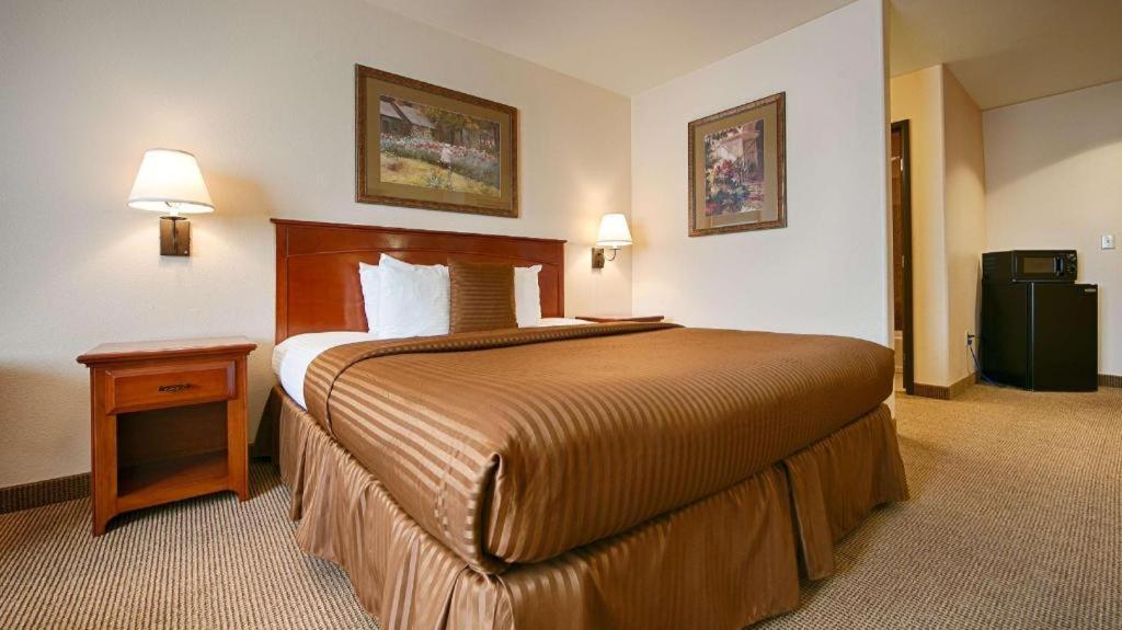 Best Western Territorial Inn And Suites Bloomfield Екстер'єр фото