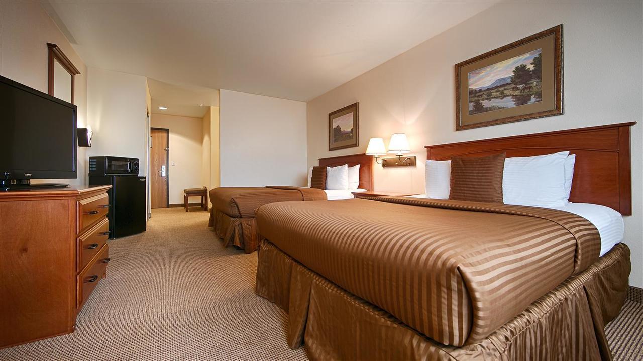 Best Western Territorial Inn And Suites Bloomfield Екстер'єр фото